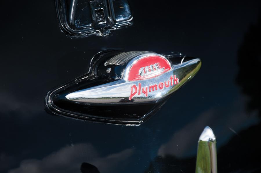  Plymouth Deluxe Convertible Coupe 1939 года  (фото 17 из 33)